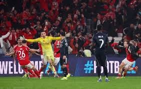 惊魂重演？巴萨死守诺坎普！严防德国球迷再度攻陷主场